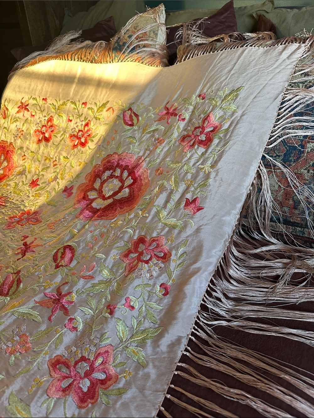 Vintage Silk Piano Shawl Hand-Embroidered Floral in Pale Pink- hot pink flowers - Picture 7 of 16